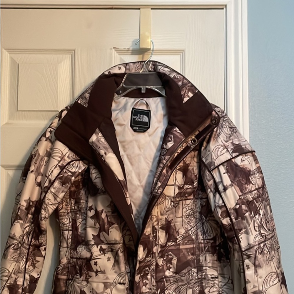 The North Face Quilted Jacket in Cream and Brown